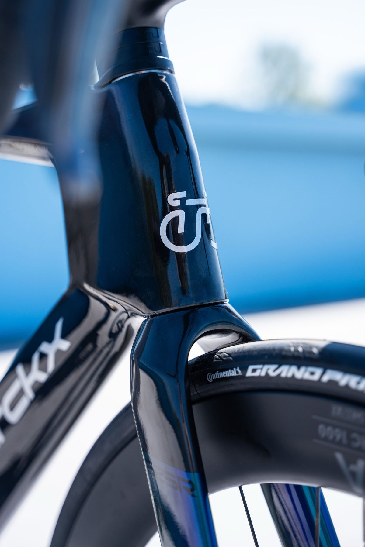 Rennrad "Eddy Merckx 525R mit Shimano Ultegra DI2 2x12sp" UD Carbon