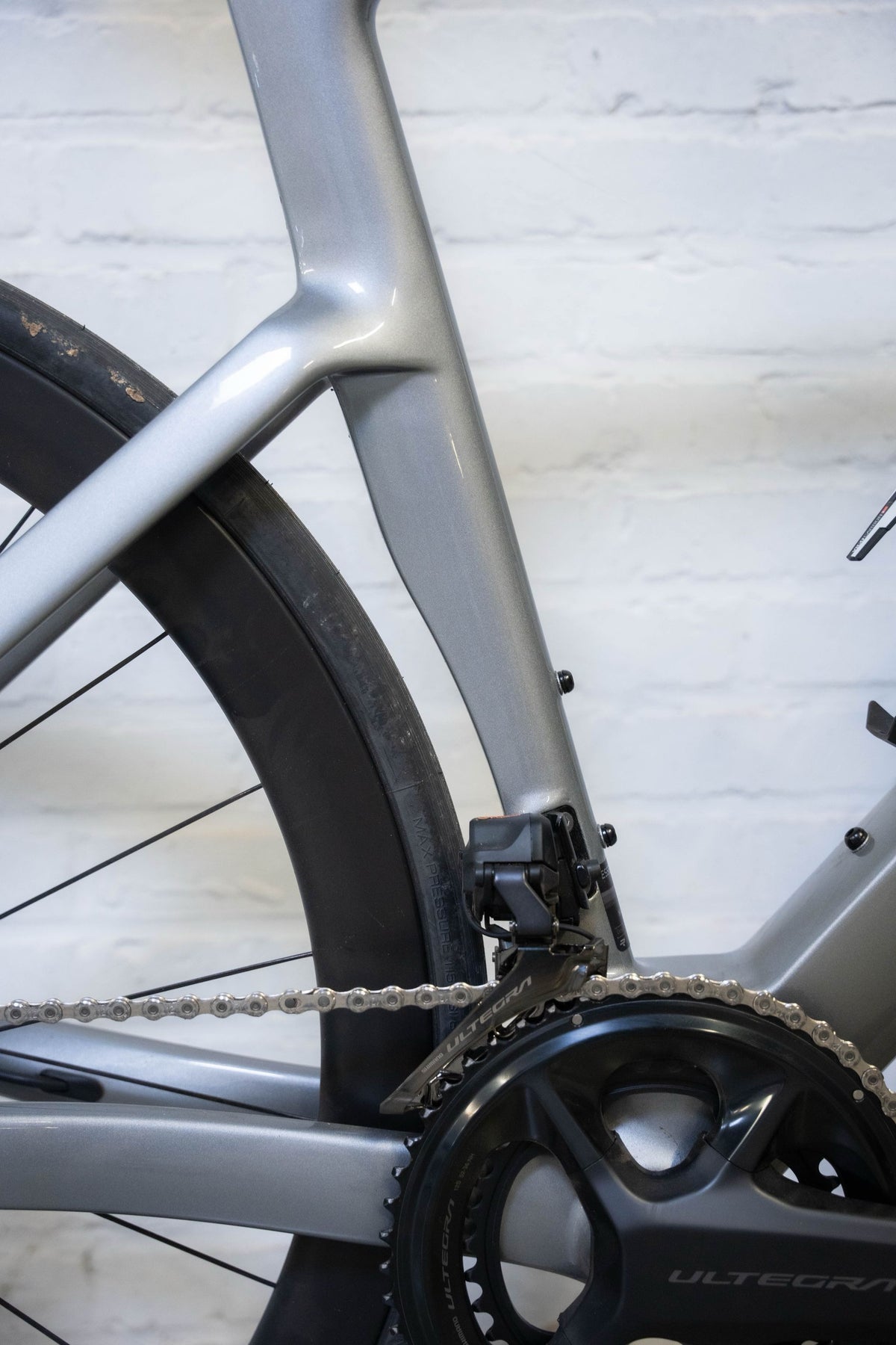 Rennrad "Ridley Noah 3.0 mit Shimano Ultegra DI2 2x12sp" grau metallic