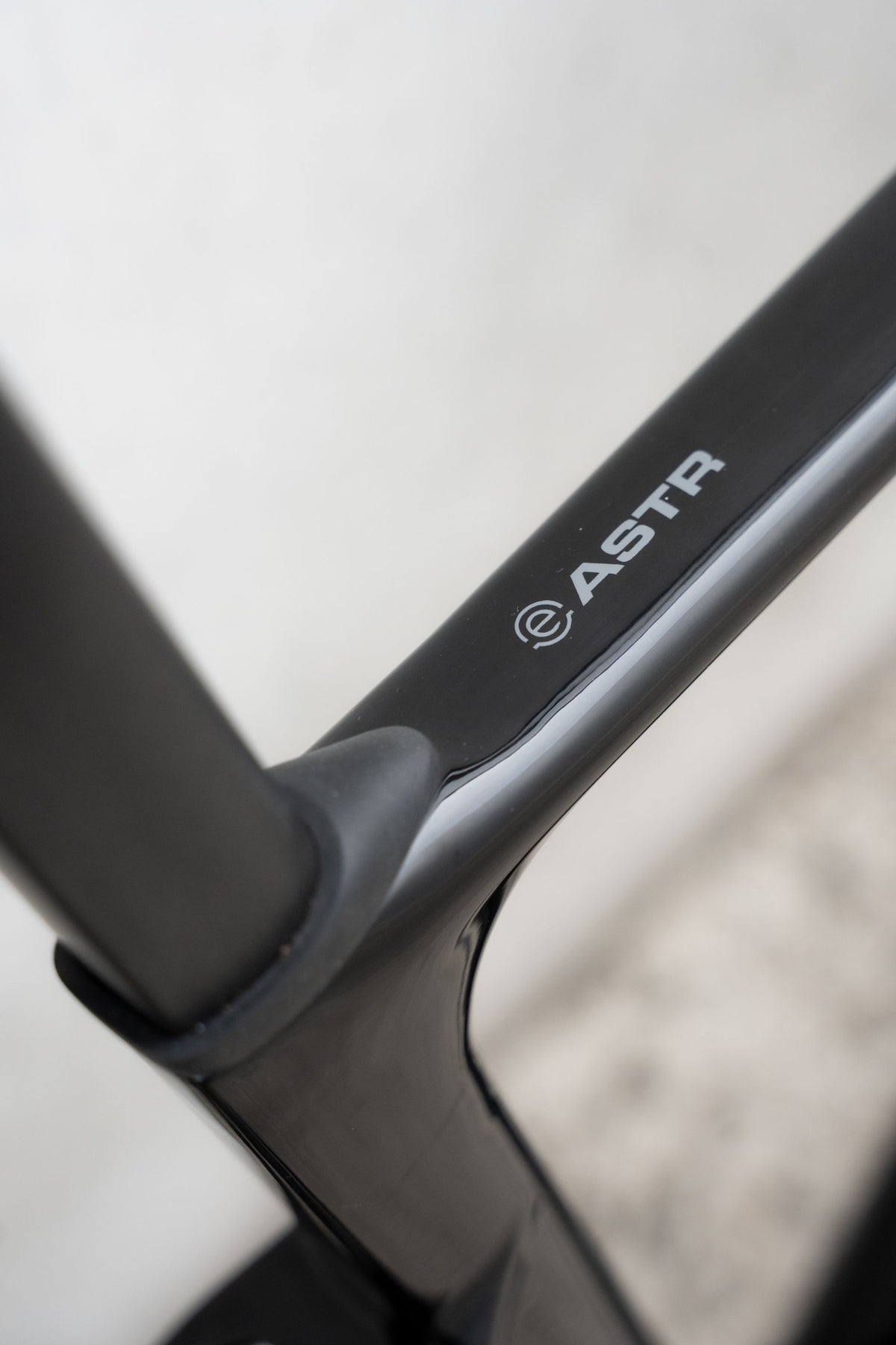 Gravelbike "Ridley E-ASTR mit Sram Rival XPLR 1x13" Grau