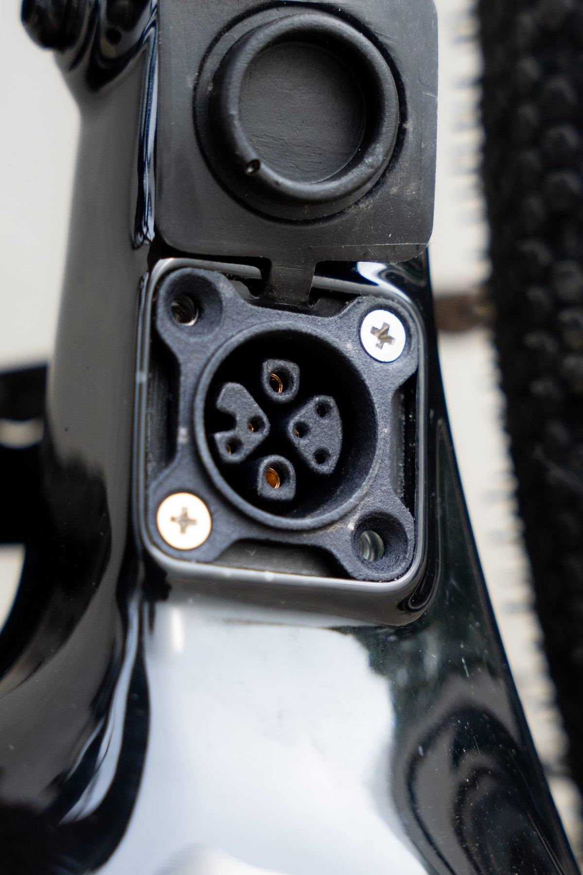 Gravelbike "Ridley E-ASTR mit Sram Rival XPLR 1x13" Grau
