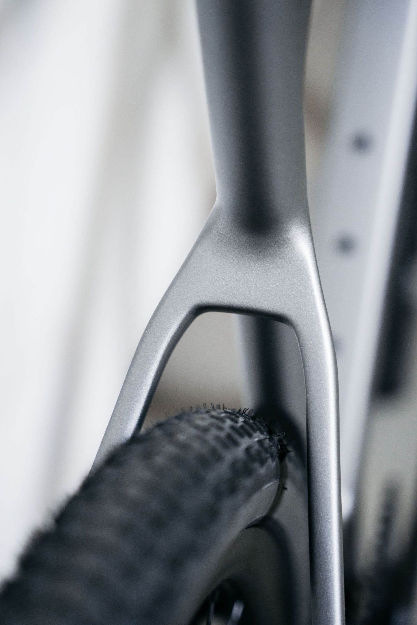 Gravelbike "Ridley ASTR mit GRX600 2x12 Speed" Empress Grey Metallic