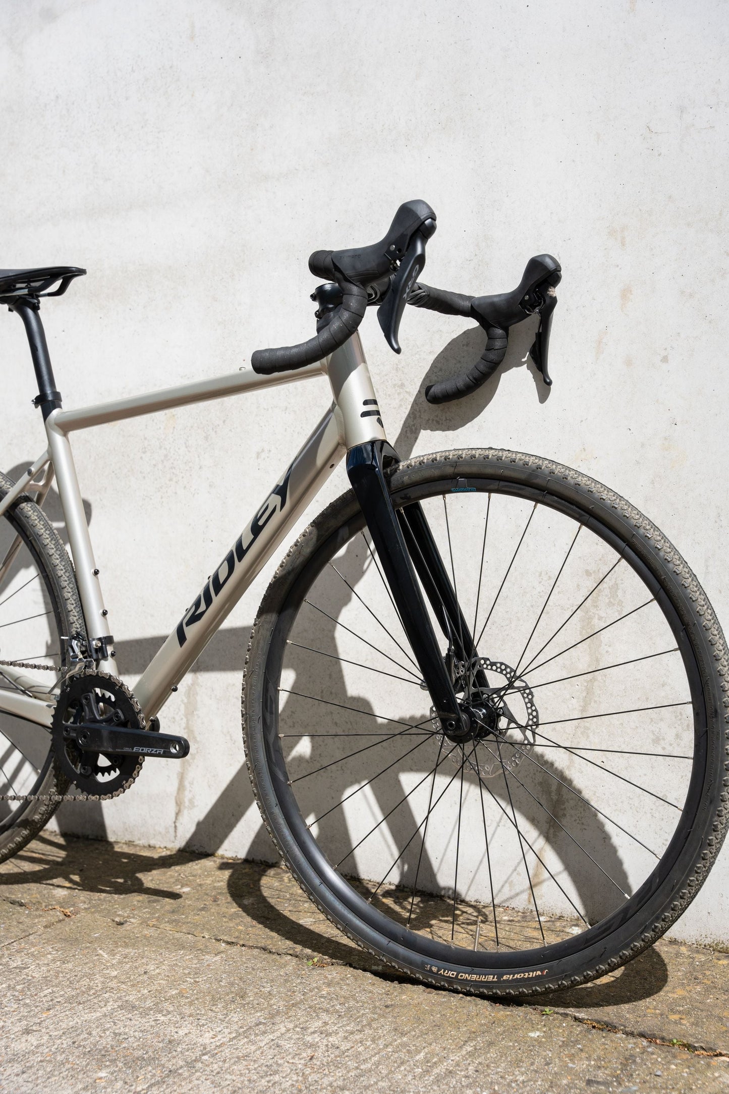 Gravelbike "Ridley GRIFN A Shimano GRX 600 2x12sp" Silber