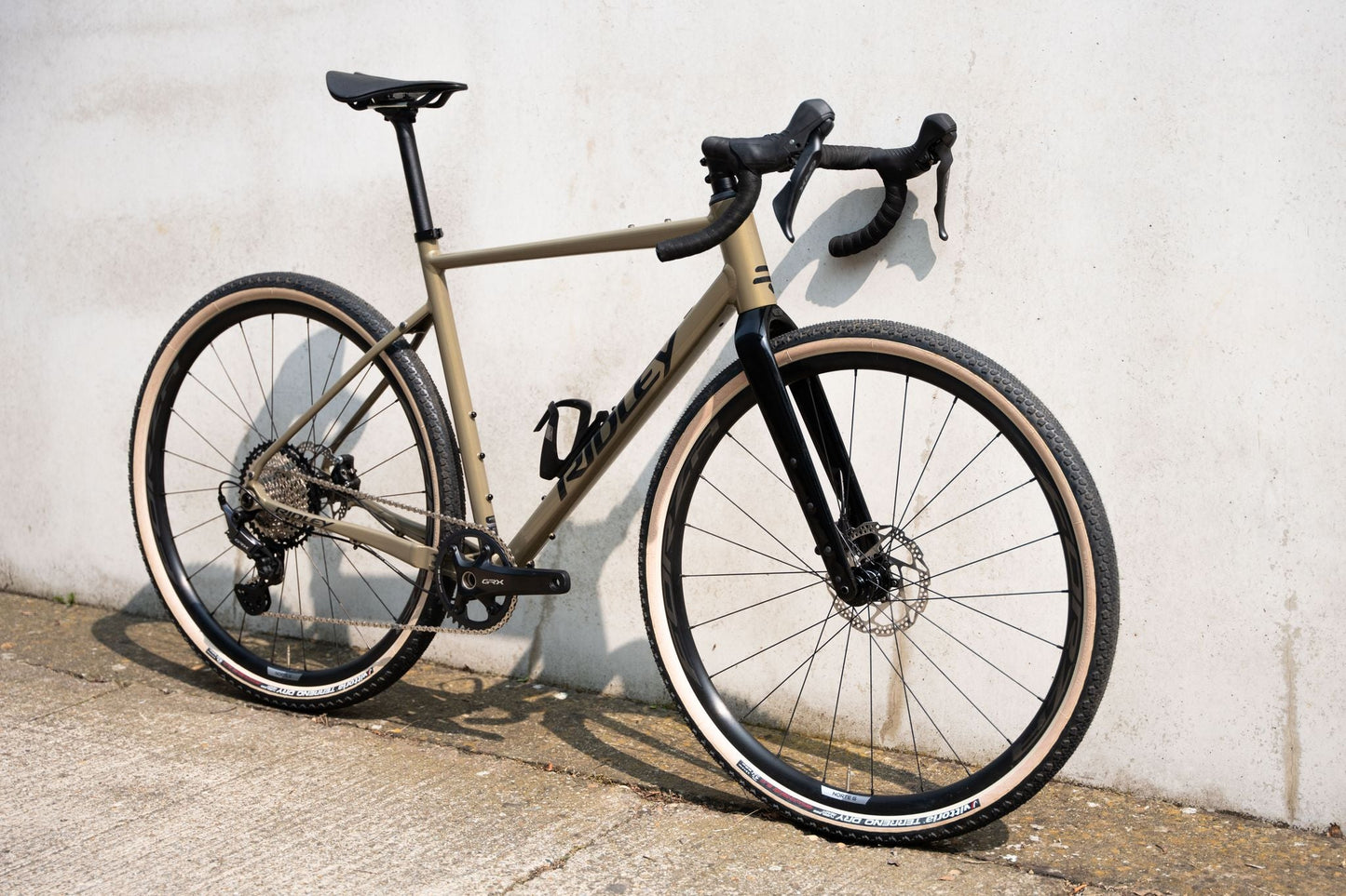 Gravelbike "Ridley Kanzo Adventure Alu Shimano GRX 400 2x10sp" Grün